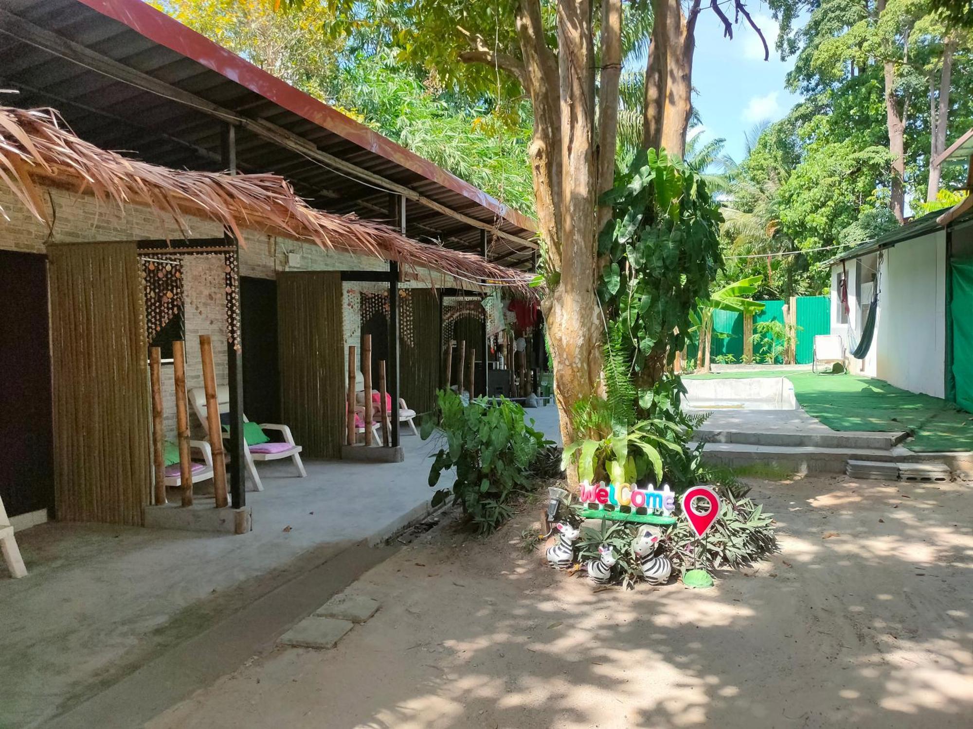 Row House Long Beach Krabi town Esterno foto